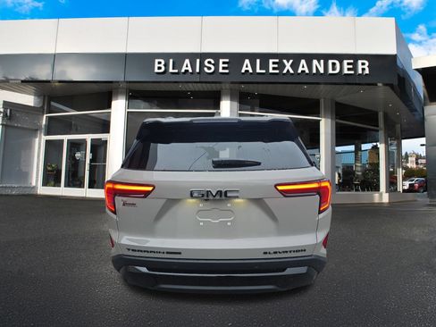New 2026 GMC Terrain Elevation w/ Elevation Premium Package image 4