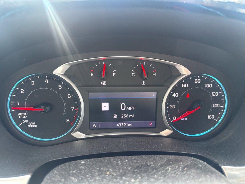 Certified 2020 Chevrolet Traverse Premier w/ Redline Edition AWD/4WD image 5