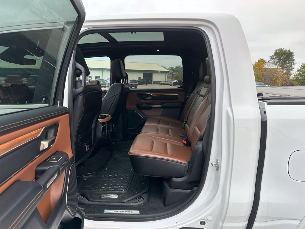 Used 2022 RAM 1500 Limited w/ Body-Colour Bumper Group AWD/4WD image 20