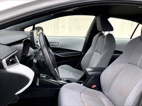Used 2022 Toyota Corolla SE image 7