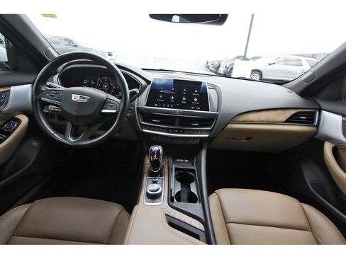 Used 2023 Cadillac CT5 Premium Luxury RWD image 9