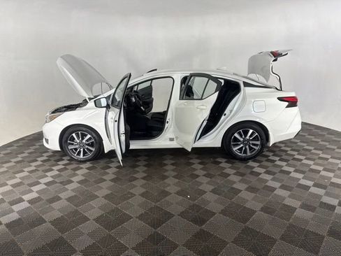 Certified 2025 Nissan Versa SV w/ Trunk Package FWD image 9