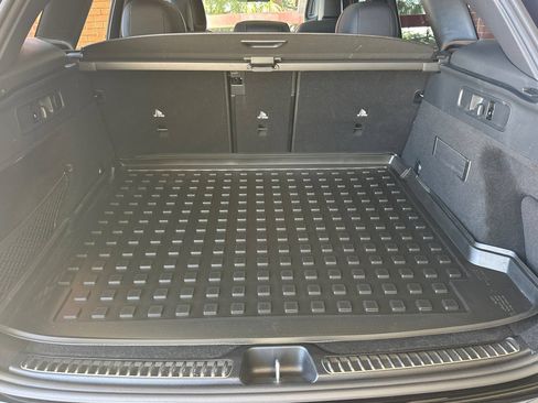Certified 2024 Mercedes-Benz GLC 300 4MATIC image 18