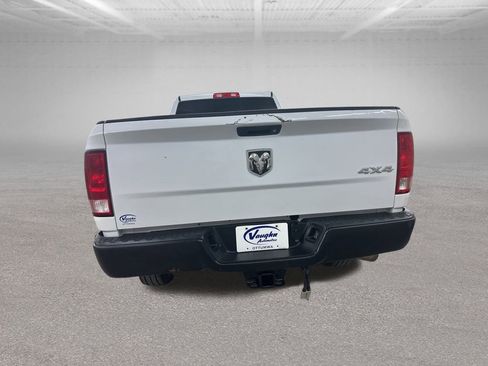 Used 2018 RAM 2500 Tradesman w/ Popular Equipment Group image 11