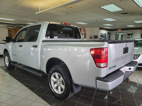 Used 2015 Nissan Titan SV image 7