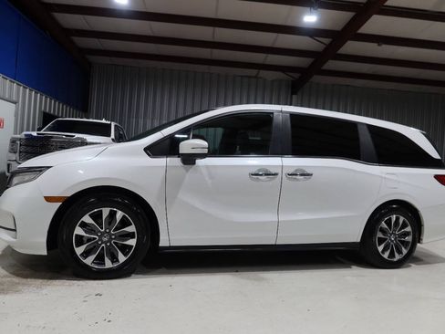 Used 2024 Honda Odyssey EX-L image 1