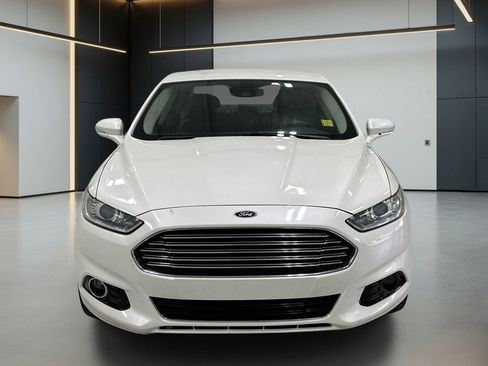 Used 2014 Ford Fusion Titanium FWD image 8