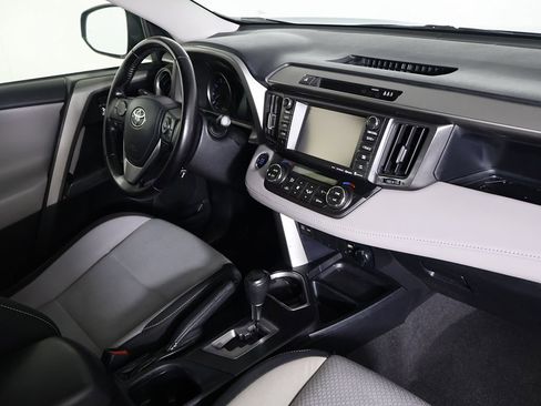 Used 2017 Toyota RAV4 XLE FWD image 26