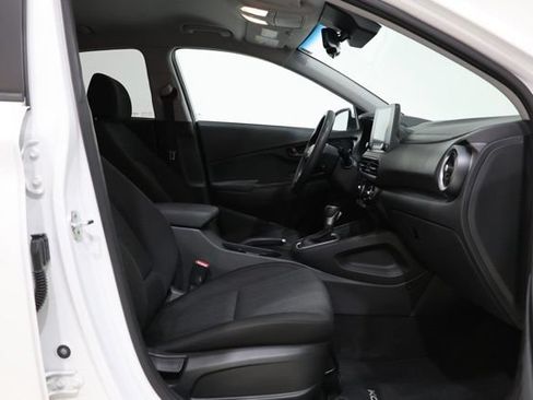 Used 2022 Hyundai Kona SEL AWD/4WD image 34