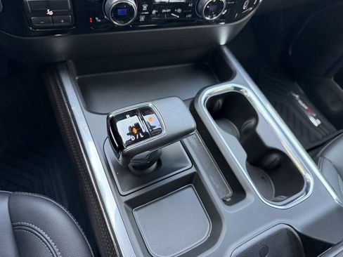 Used 2025 Chevrolet Silverado 1500 LT Trail Boss w/ LT Trail Boss Premium Package image 25