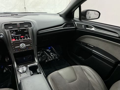 Used 2017 Ford Fusion Sport w/ Equipment Group 401A AWD/4WD image 27