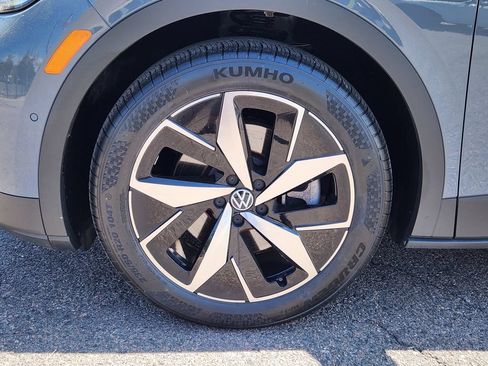 Used 2023 Volkswagen ID.4 Pro S RWD image 9