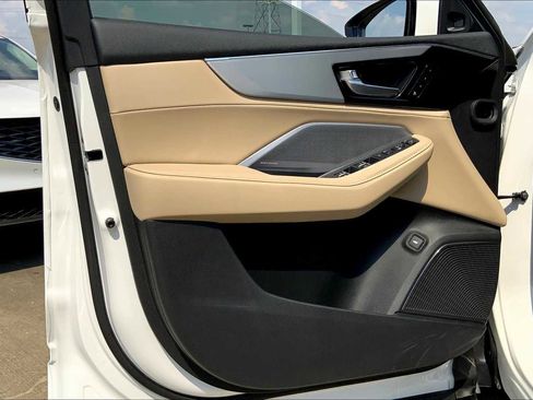 Used 2026 Acura MDX FWD w/ Technology Package image 10