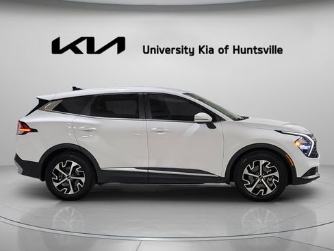 Used 2023 Kia Sportage EX image 8