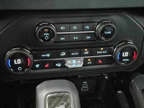 New 2026 Ford Bronco Raptor w/ Interior Carbon Fiber Pack AWD/4WD image 12
