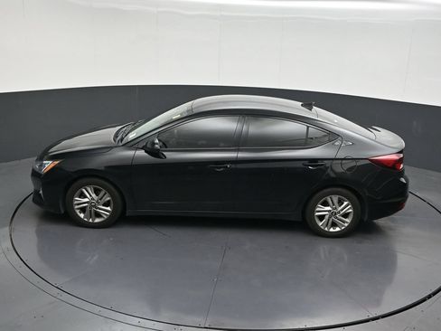 Used 2020 Hyundai Elantra SEL w/ Cargo Package (C1) FWD image 16