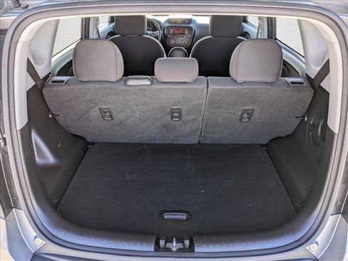 Used 2016 Kia Soul image 6