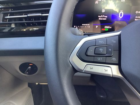 New 2025 Volkswagen Jetta SE image 27