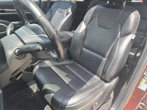Used 2022 Kia Telluride S FWD image 23