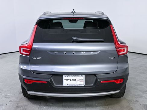Used 2019 Volvo XC40 T5 Momentum AWD/4WD image 28