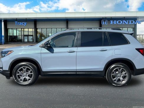 Certified 2024 Honda Passport TrailSport image 12