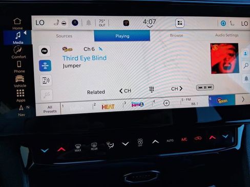 New 2026 Jeep Grand Cherokee Altitude RWD image 16