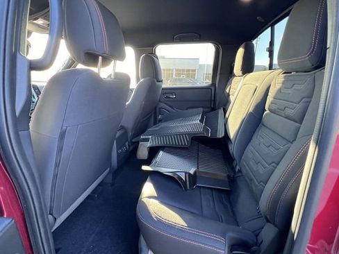 Used 2023 Nissan Frontier PRO-4X w/ Pro Convenience Package image 12