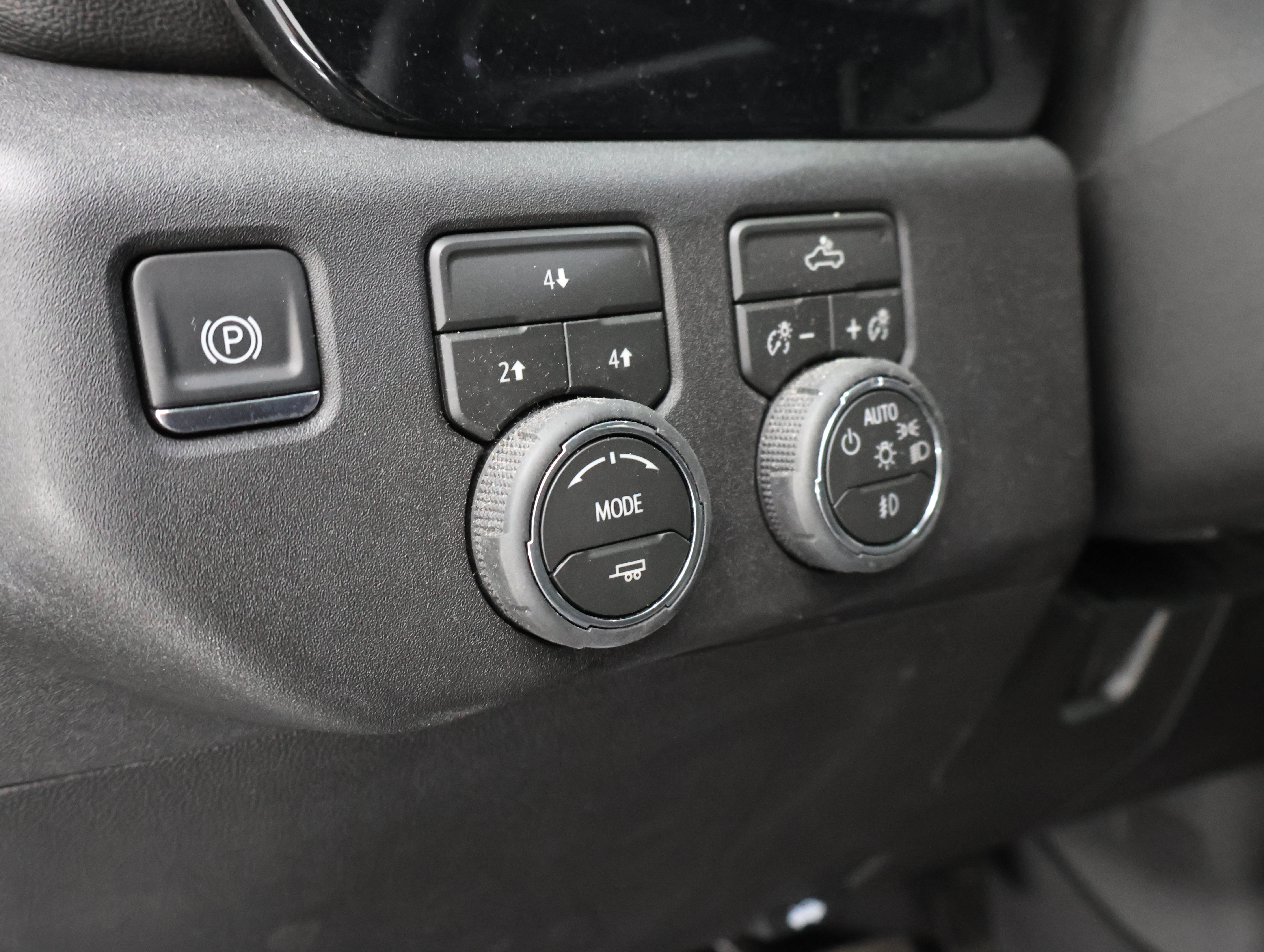 Used 2026 Chevrolet Silverado 2500 LT AWD/4WD image 44