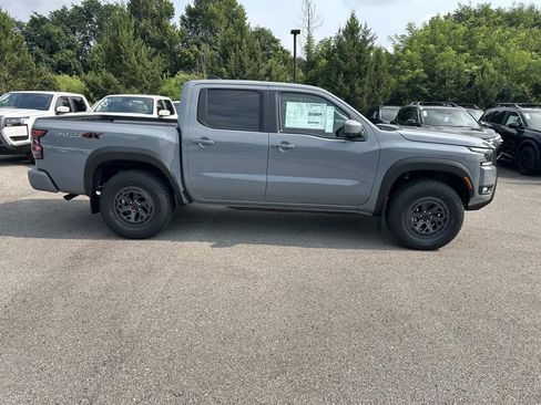 New 2026 Nissan Frontier PRO-4X w/ Pro-4x Convenience Package AWD/4WD image 8
