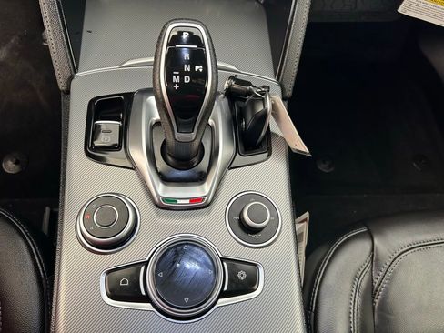 New 2025 Alfa Romeo Stelvio Sprint w/ Convenience Package image 29
