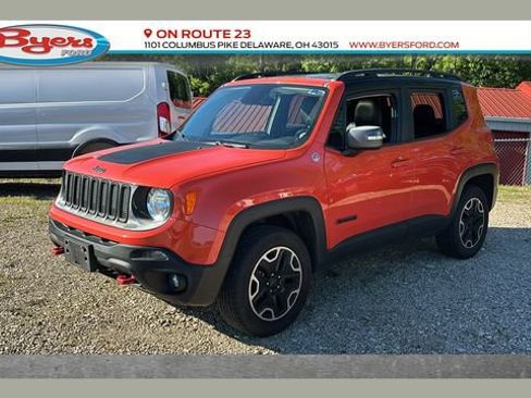 Used 2016 Jeep Renegade Trailhawk w/ Cold Weather Group AWD/4WD image 1
