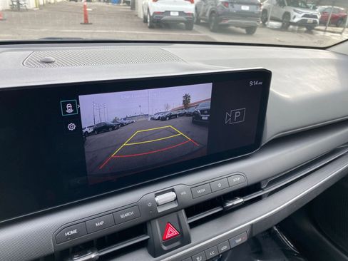 Used 2025 Kia K4 LXS image 25