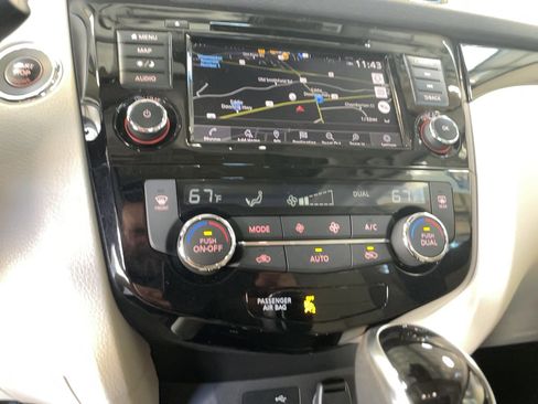 Certified 2022 Nissan Rogue Sport SL w/ Premium Package image 20