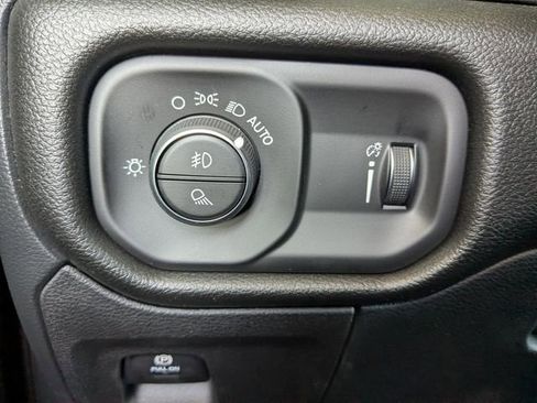 New 2026 RAM 1500 Express AWD/4WD image 20