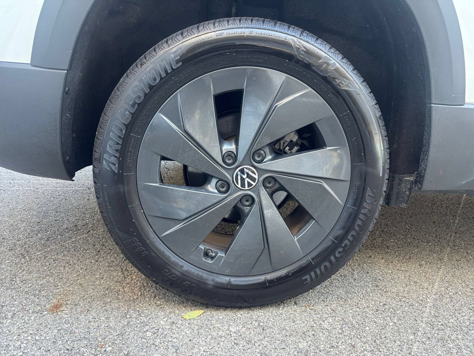 Used 2026 Volkswagen Taos S FWD image 27