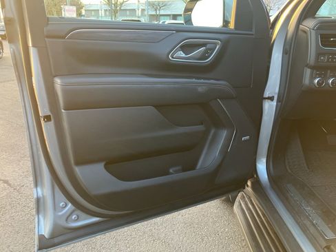 Certified 2023 GMC Yukon SLT w/ SLT Premium Package image 9