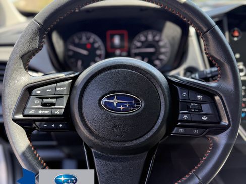 Used 2024 Subaru Crosstrek 2.5i Limited AWD/4WD image 21
