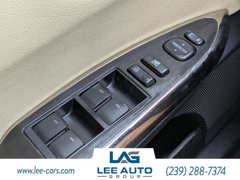 Used 2014 Toyota Avalon XLE FWD image 17