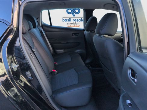 Used 2024 Nissan Leaf S image 18