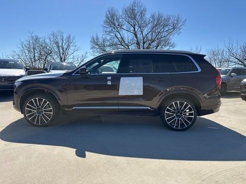 New 2026 Volvo XC90 B6 Plus w/ Protection Package Premier image 4