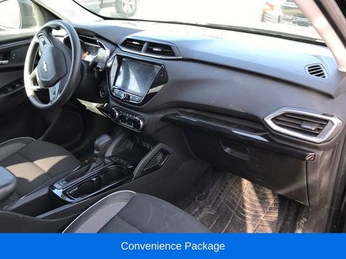 Certified 2023 Chevrolet TrailBlazer LT w/ Convenience Package AWD/4WD image 2