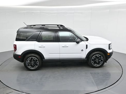 New 2025 Ford Bronco Sport Outer Banks w/ Outer Banks Tech Package+ image 42