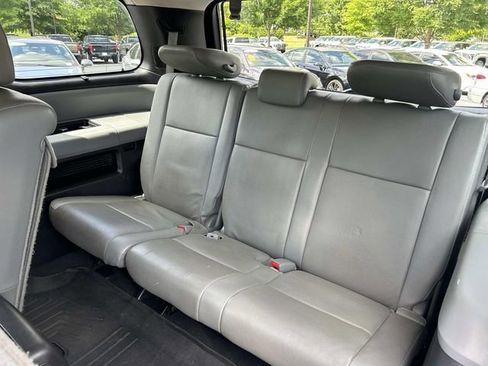 Used 2020 Toyota Sequoia Platinum AWD/4WD image 24