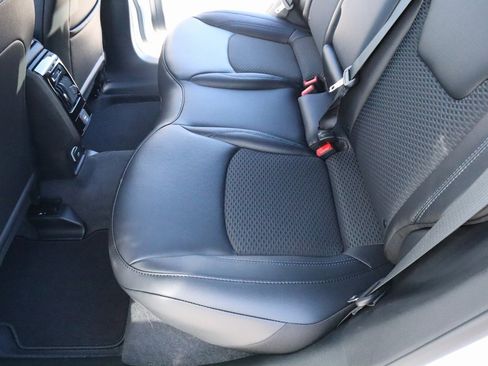 New 2026 Jeep Compass Latitude image 12