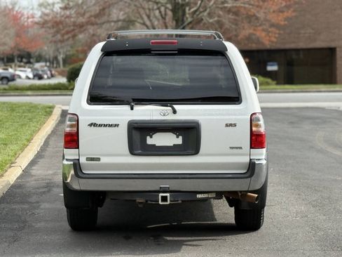 Used 2001 Toyota 4Runner SR5 RWD image 5