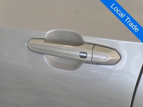 Used 2024 Cadillac XT4 Sport w/ Cold Weather Package image 7