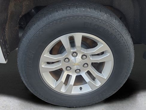 Used 2017 Chevrolet Tahoe LT image 30