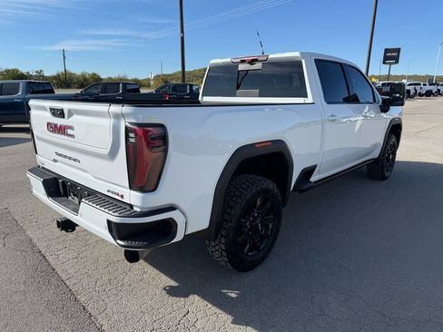 Used 2024 GMC Sierra 2500 AT4 w/ AT4 Premium Plus Package image 6