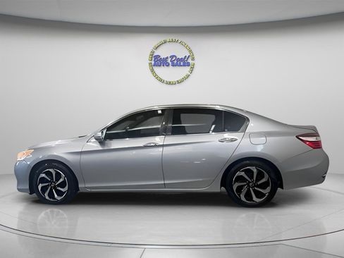 Used 2017 Honda Accord EX-L image 2
