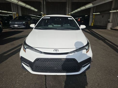 Used 2021 Toyota Corolla SE w/ Carpet Mat Package (TMS) image 7